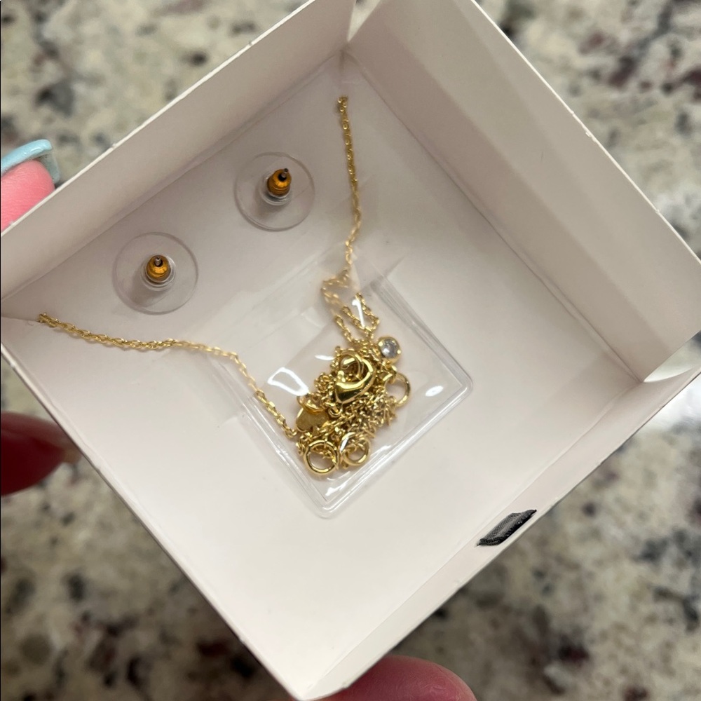 Kate Spade Everyday Spade Necklace & Stud Earrings Set in Box NWT - Picture 8 of 8